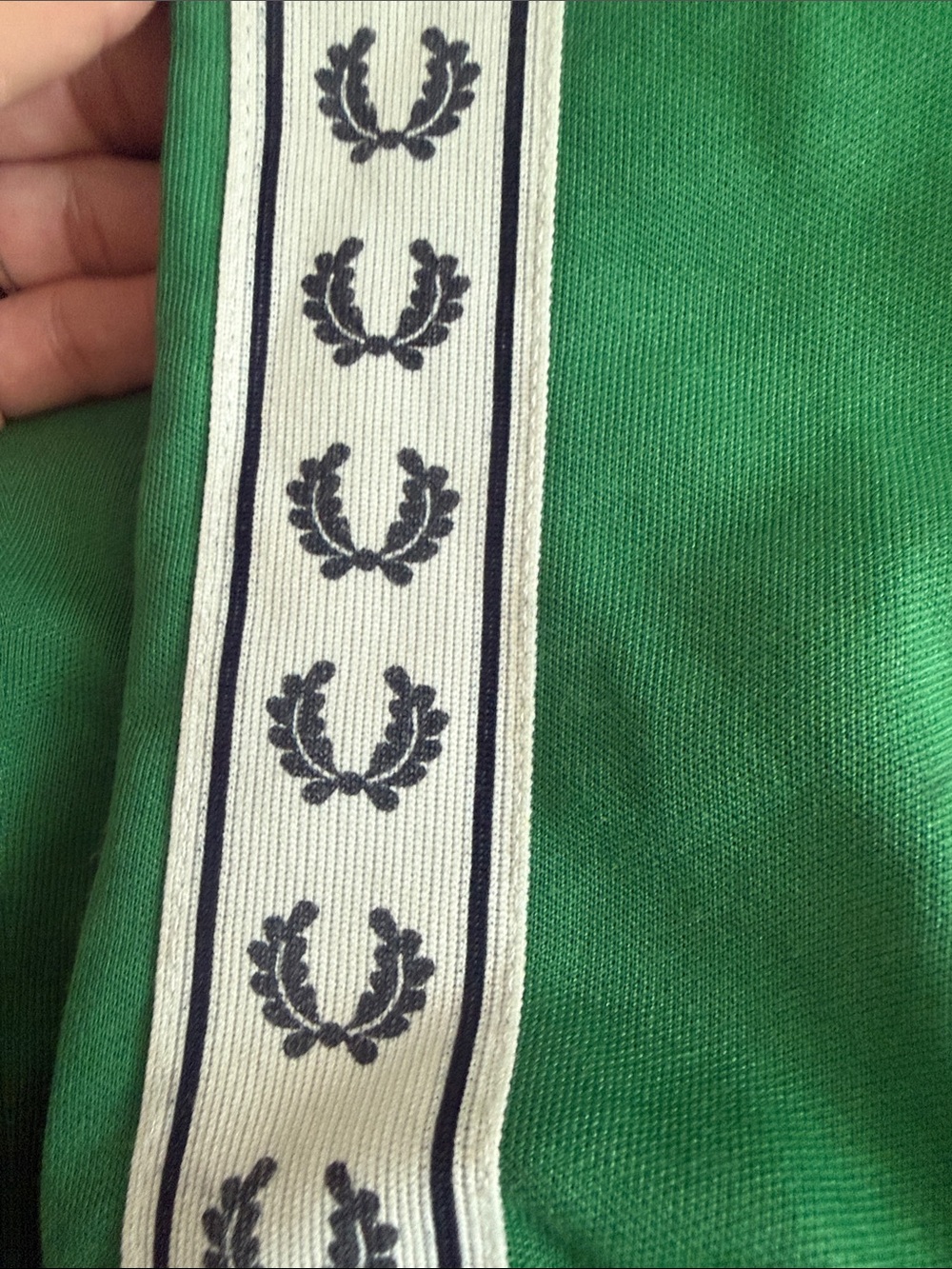 Fred Perry Green Track VTG Jacket with White Laurel Taping Sz L - Picture 5 of 14